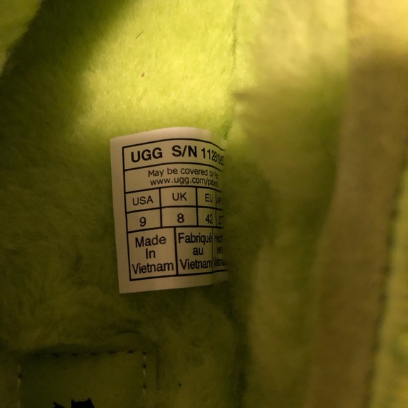 NEW UGG Tasman slippers in lime green, broken logo 💚🤩 - Picture 4 of 5